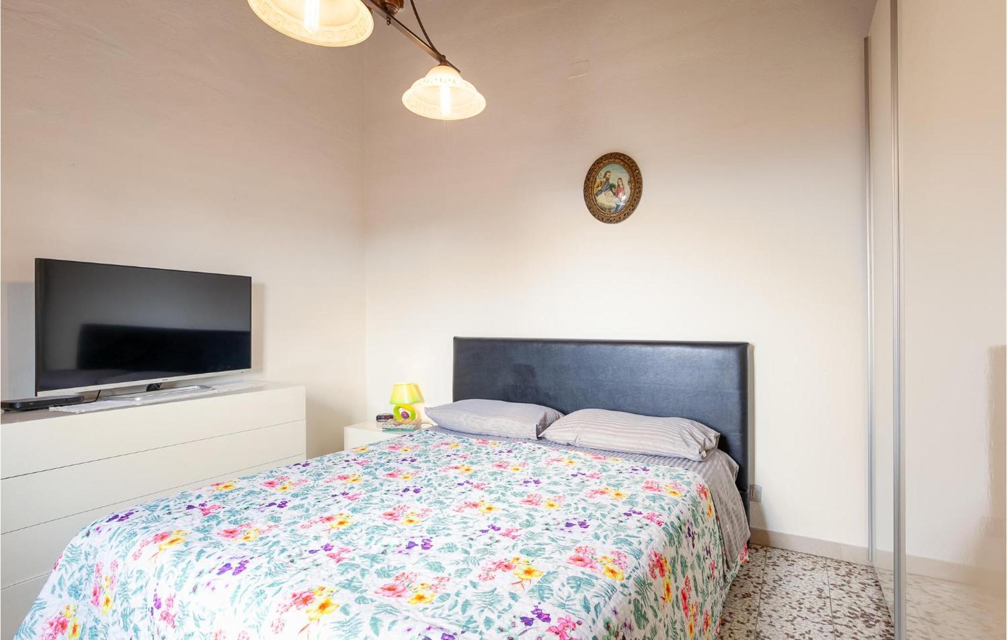 Awesome Home In Montefoscoli With Wifi Zewnętrze zdjęcie